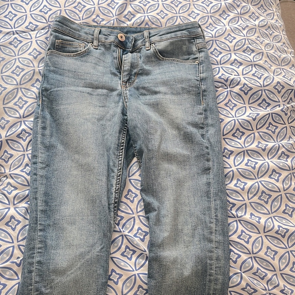 H and M skinny jeans